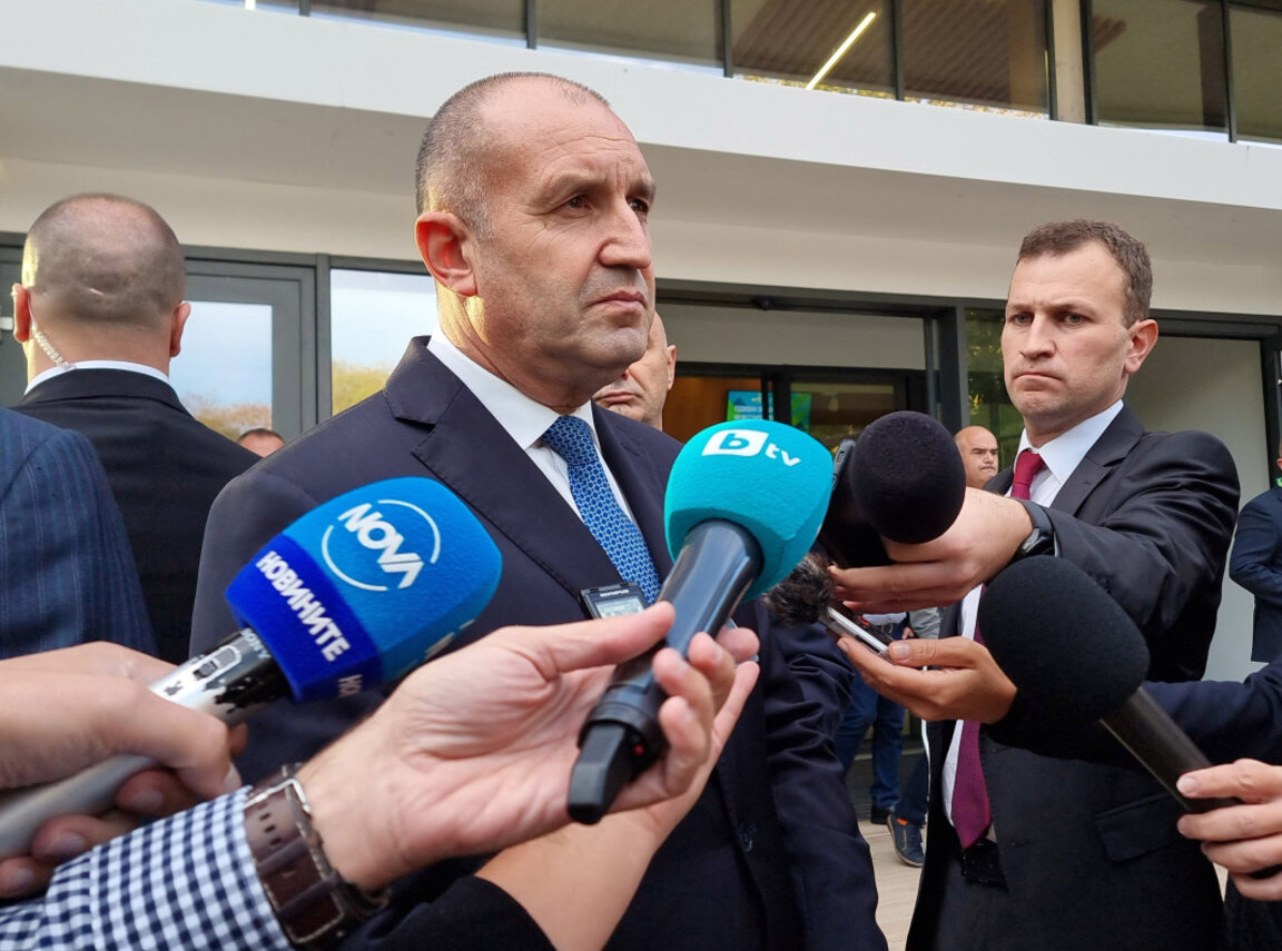 Румен Радев:  ВСС саткан од зависности