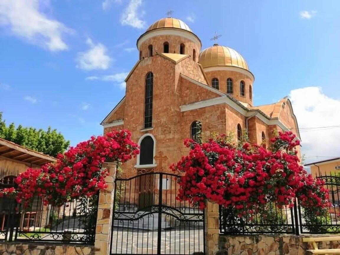 Храмов празник отбелязва черквата в Крупник