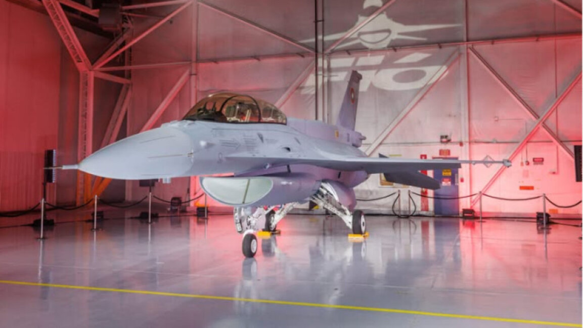 Bulgarian fighter pilots to undergo training for F-16 Block 70 aircraft