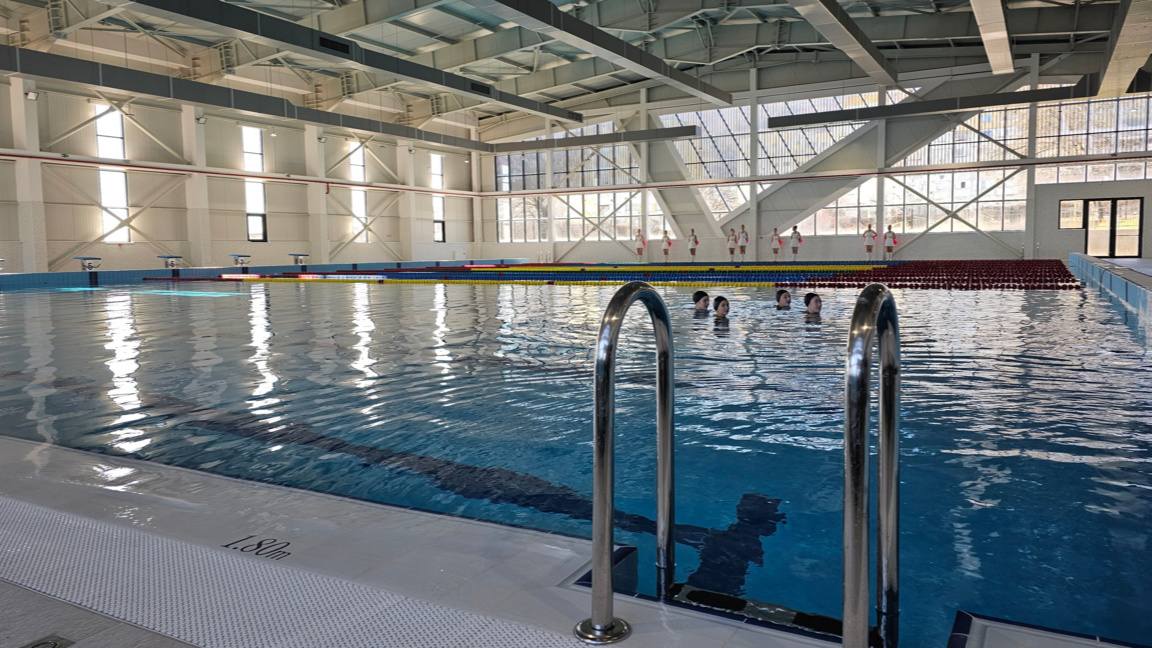 закритият басейн в Шумен