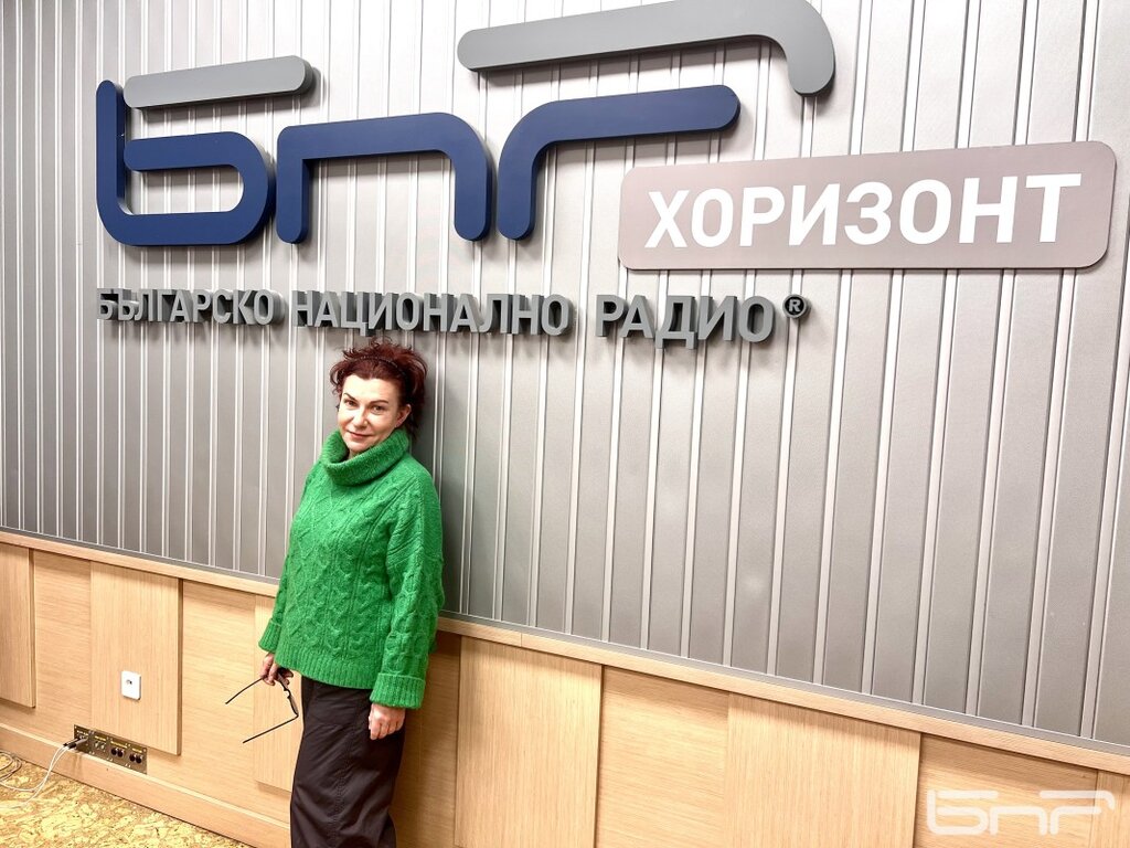 Марина Великова в търсене на звуците и цветовете на Антарктида