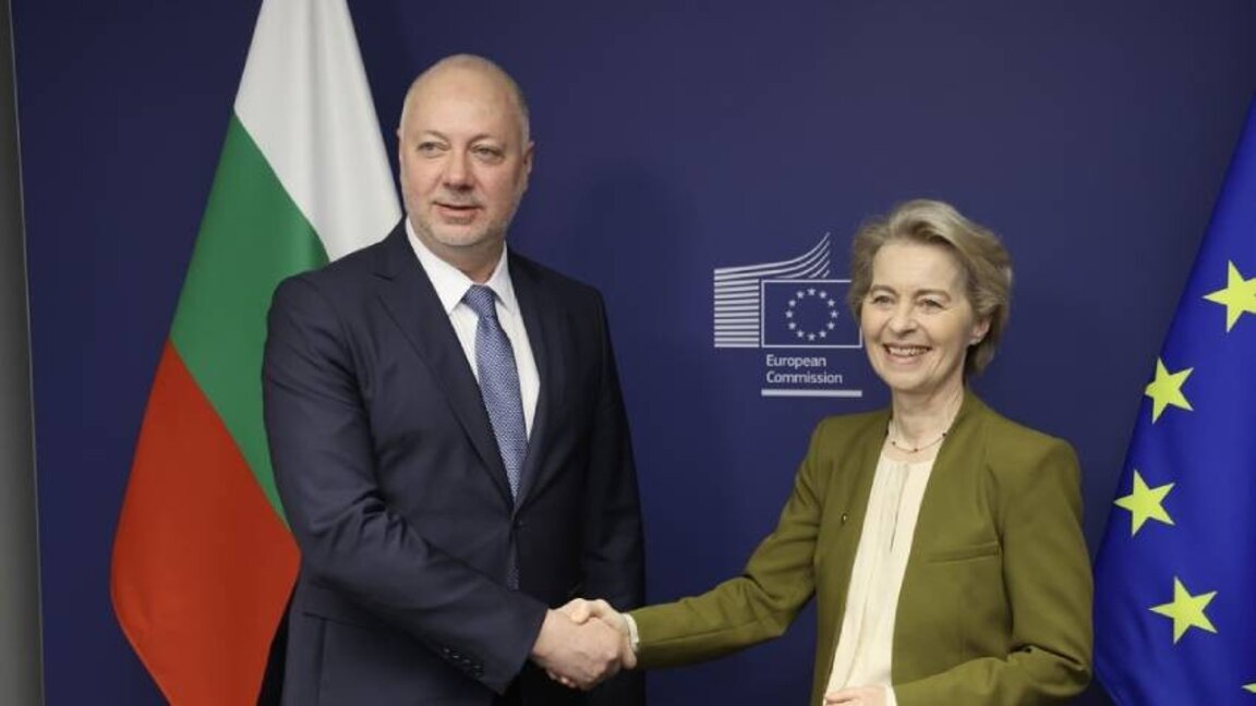 El primer ministro búlgaro presenta ante la Comisión Europea los objetivos del nuevo gobierno