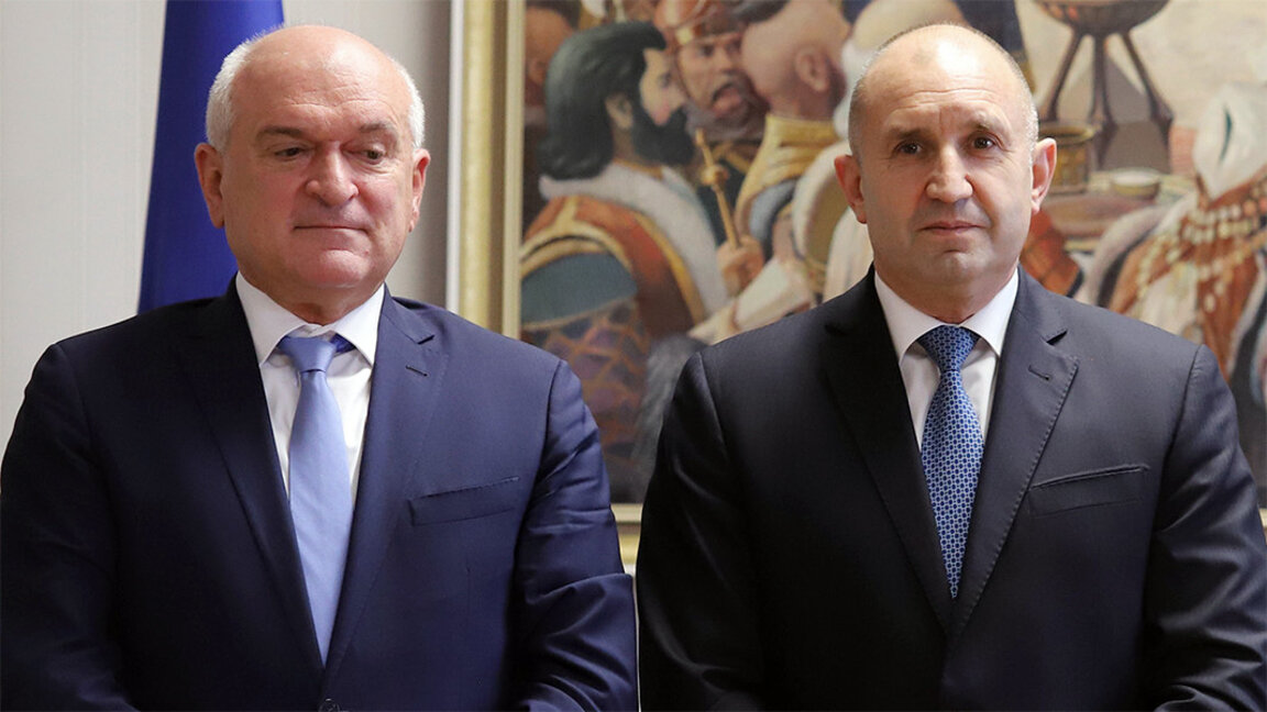 Болгарию на саммите НАТО будут представлять президент и премьер-министр