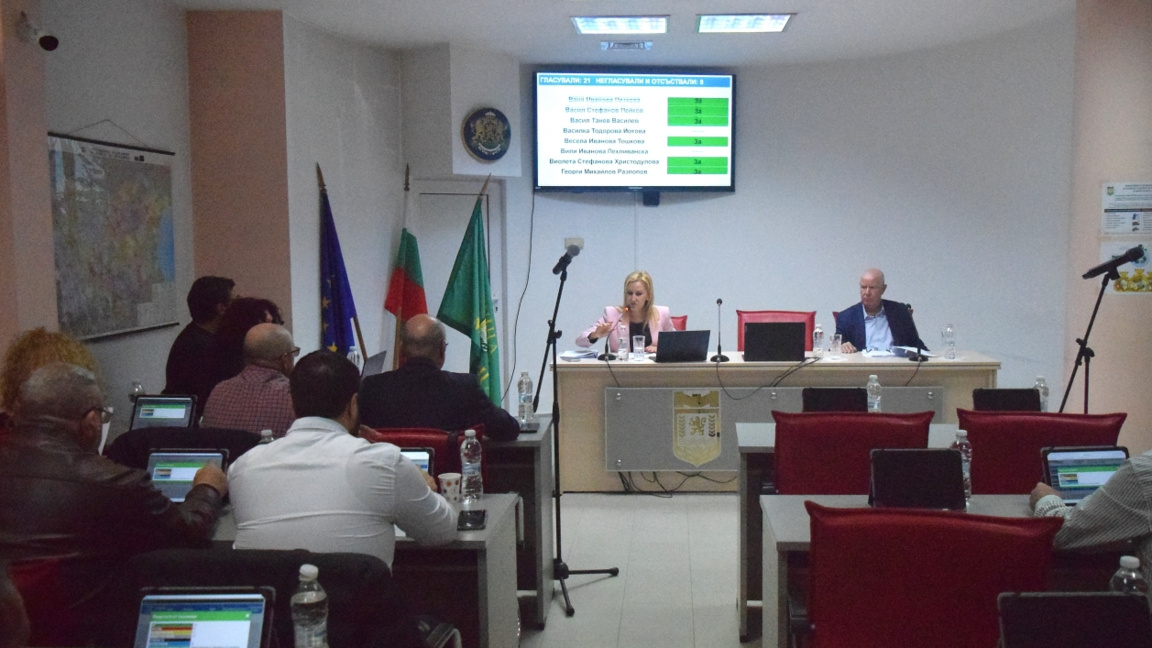 Десет абитуриенти ще получат финансова помощ от Община Марица