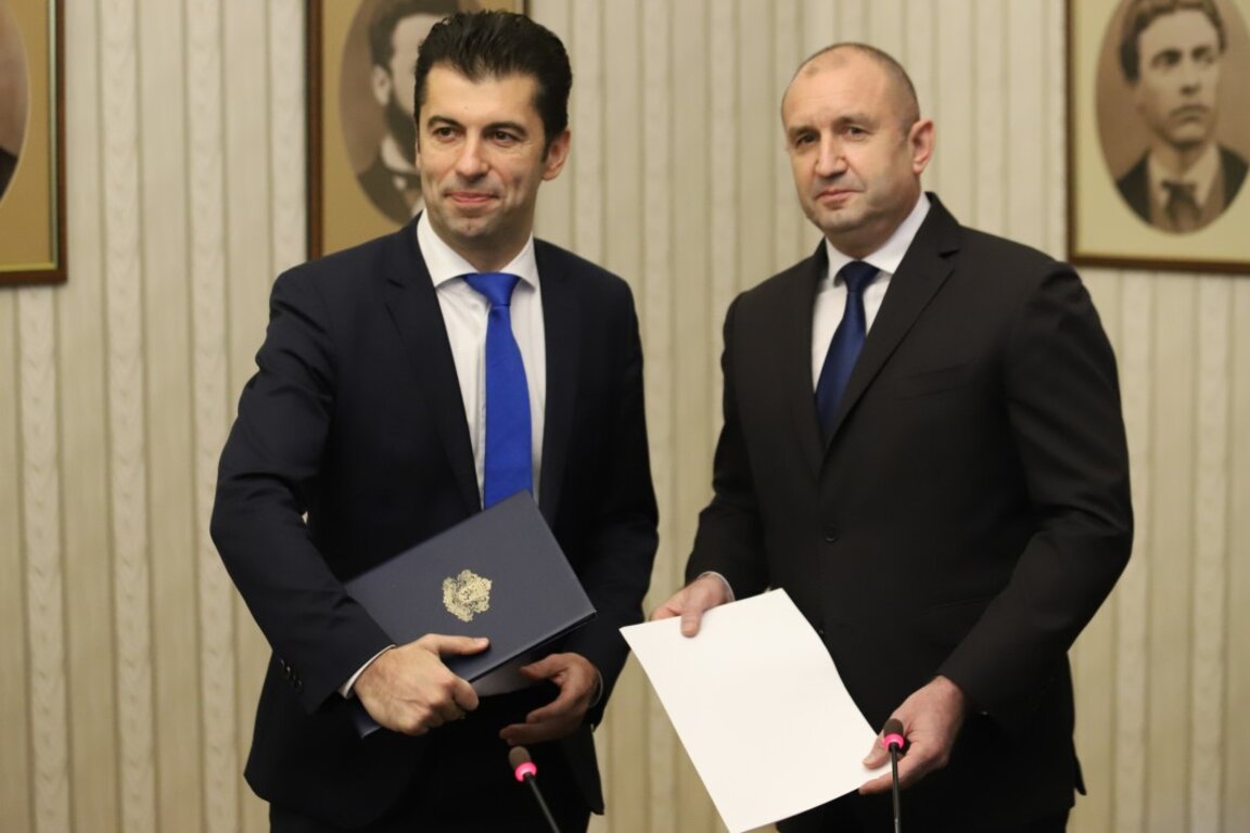 Кирил Петков и Румен Радев