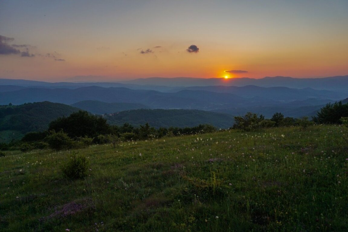 "July sunset" над трънското село Ерул