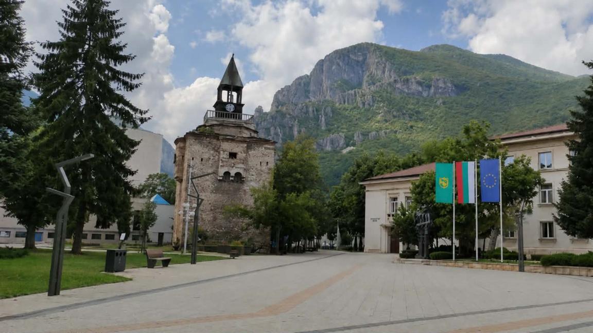 Враца