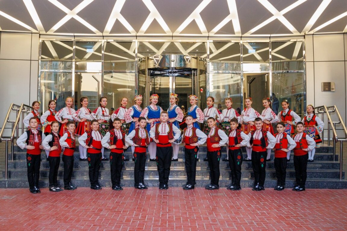 Веселячетата отново на върха