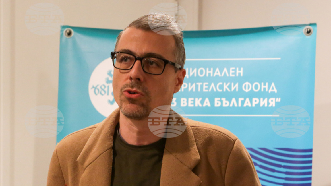 Тодор Тодоров представя "Хагабула" на панаира в Солун