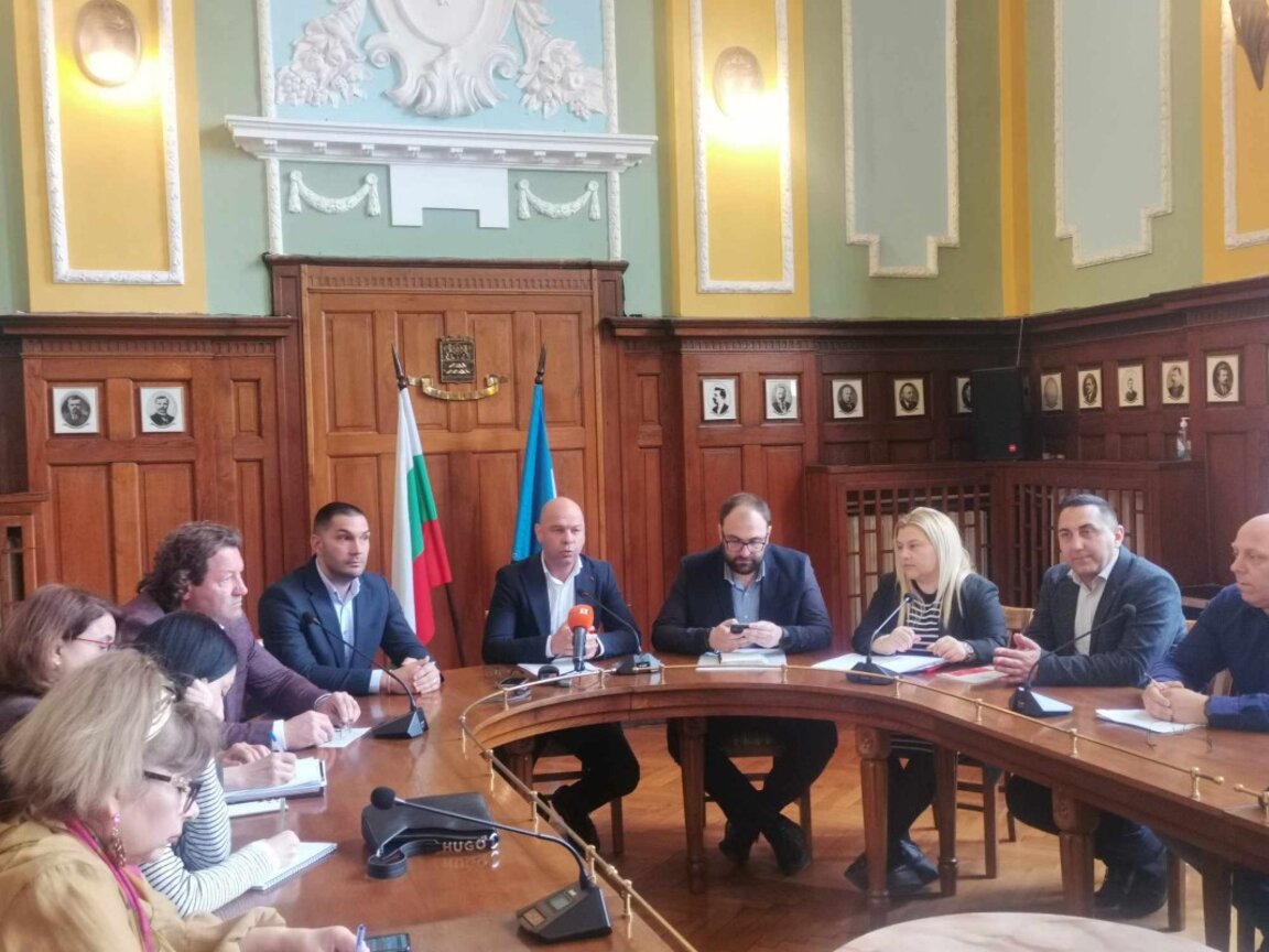 През май започват ремонтите на кино "Космос" и по Голямоконарско шосе