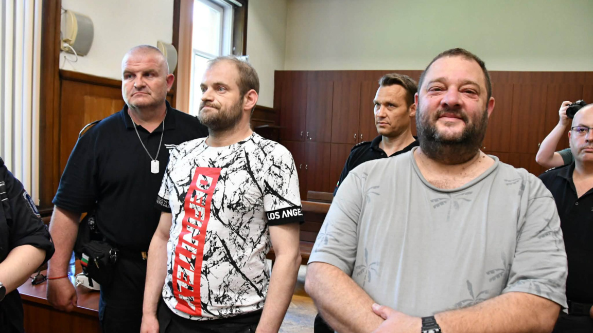 Съдът в Хасково остави двама в ареста заради 32 кг марихуана
