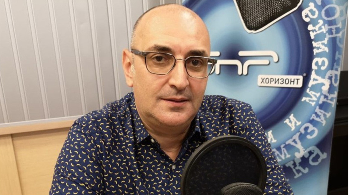 Керемедчиев за "Лукойл": Държавата трябва да смени незабавно собствеността, на бензиностанциите няма да можем да плащаме с карта