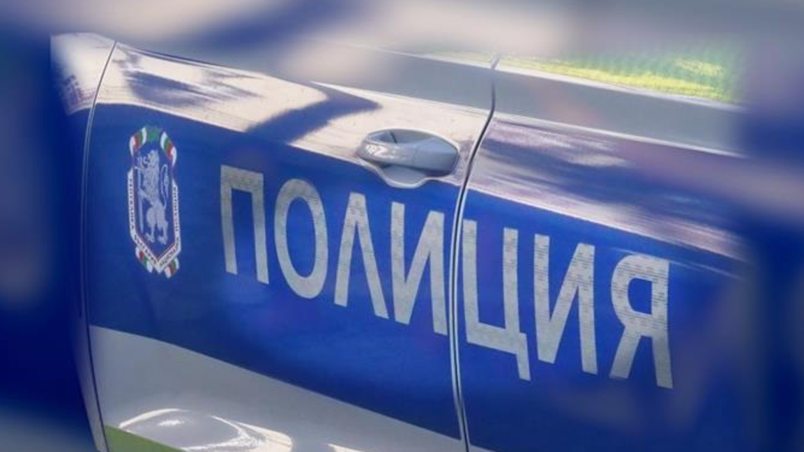 Около 300 литра ракия са открити при проверка в два имота в Казанлък