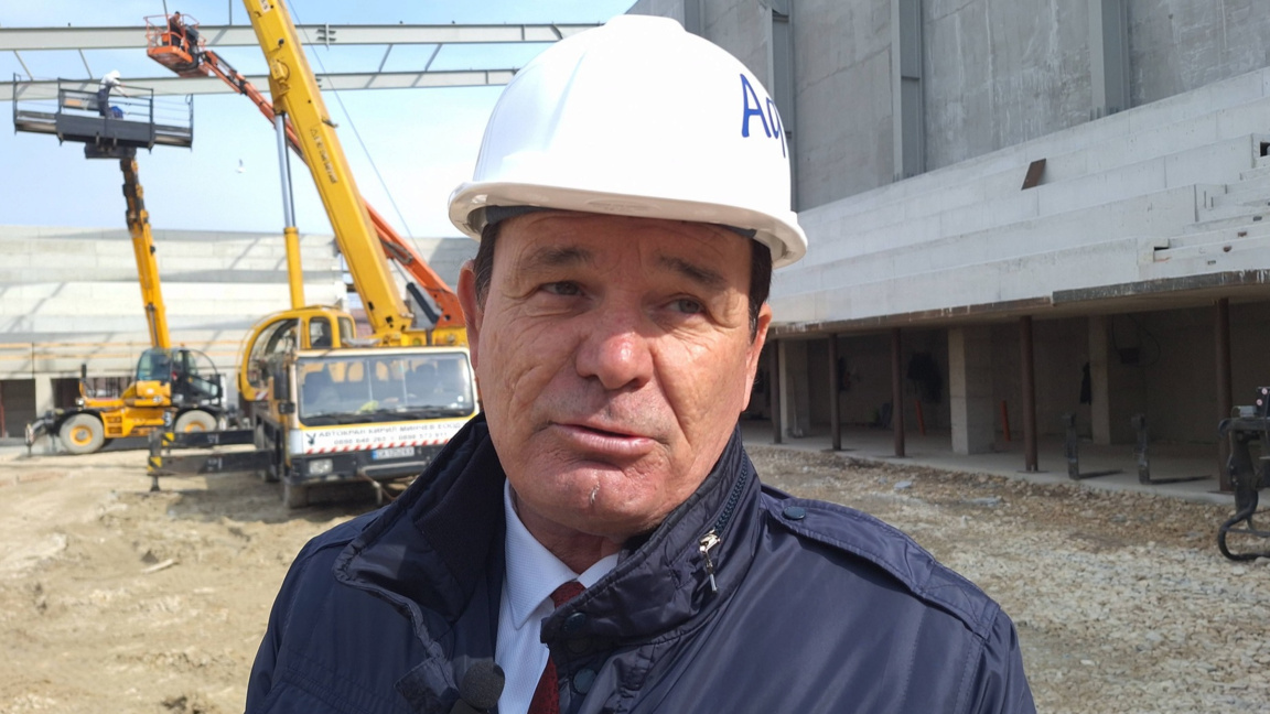 Кметът на Балчик с добри думи за новата спортна зала  (ВИДЕО)