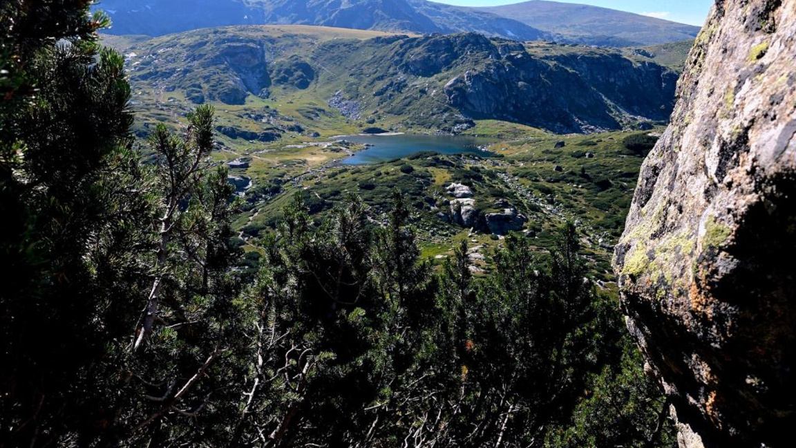 Остава есенно топло и слънчево