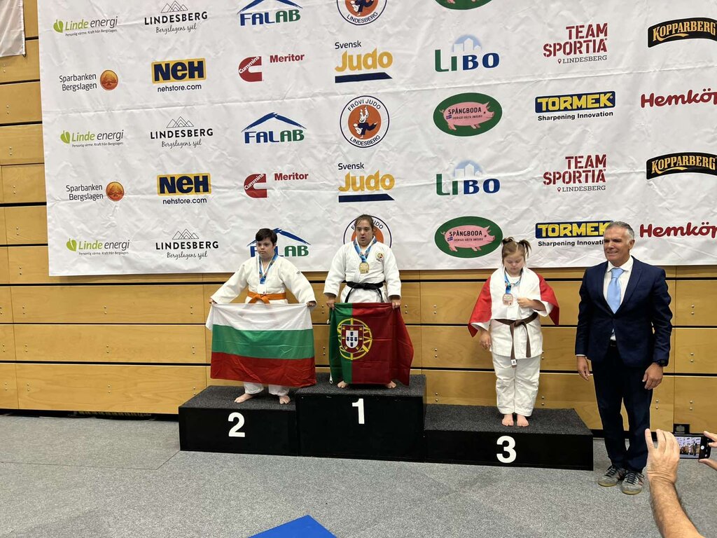 Божидара Ангелова