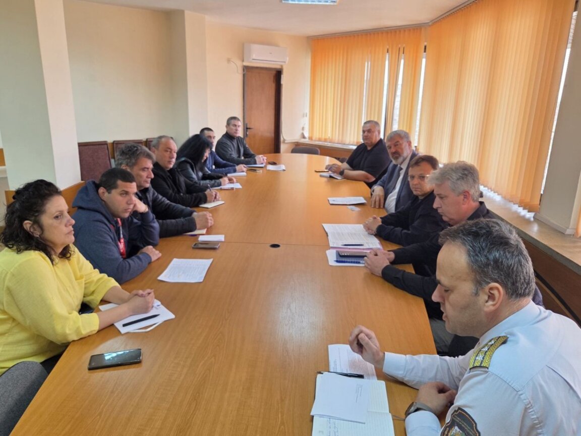 Проверки за опасни дървета