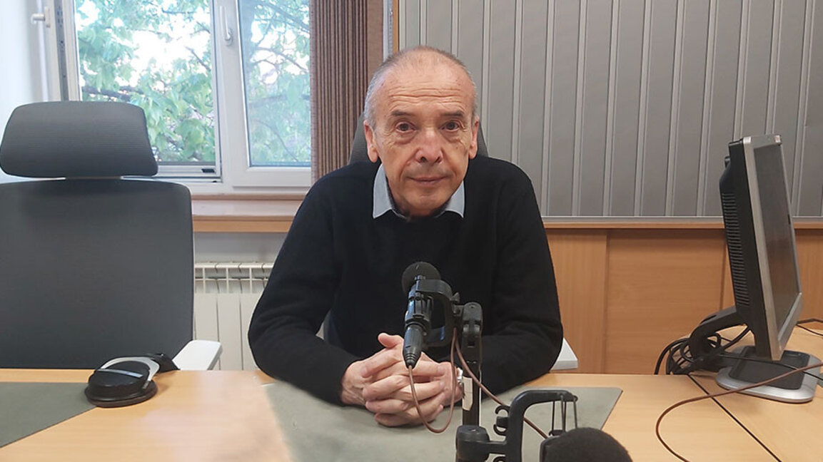 Доц. д-р Атанас Мангъров