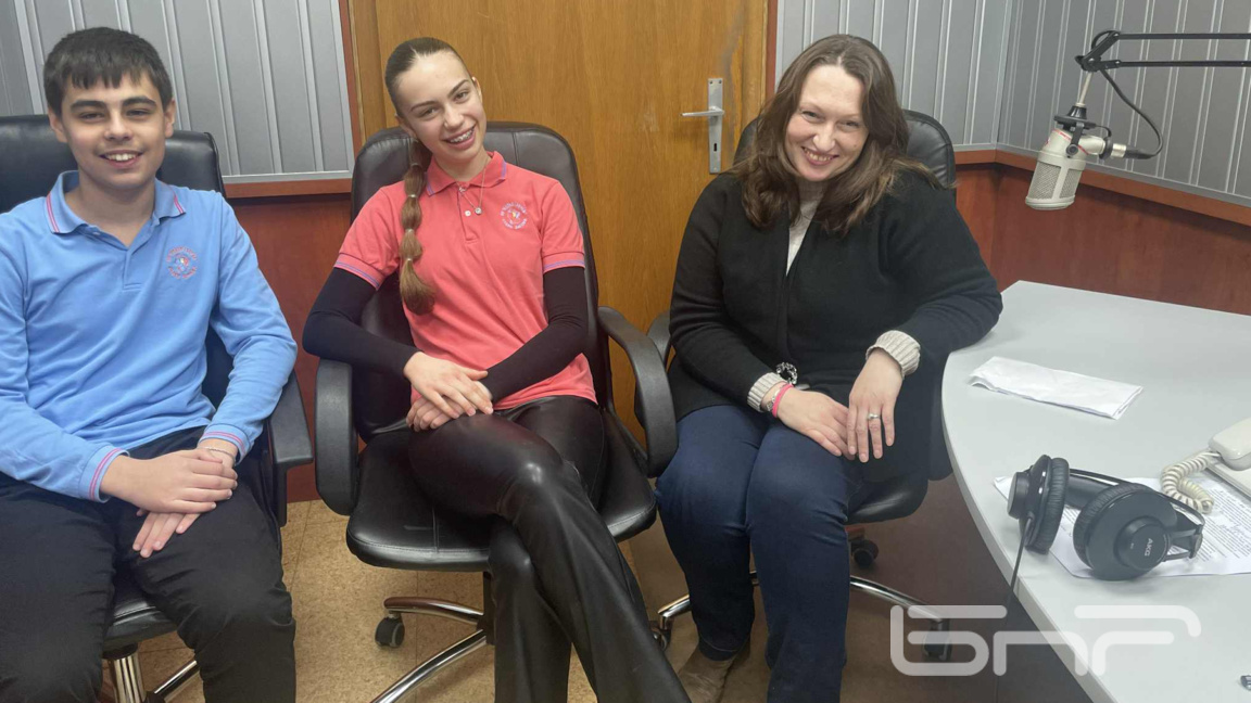 Гости в студиото от ОУ "Кольо Ганчев"