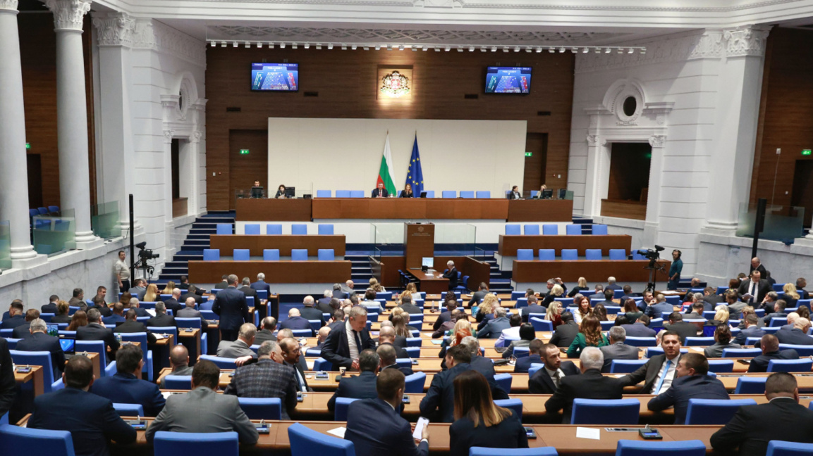 Двама министри в оставка ще отговарят на депутатски въпроси в НС