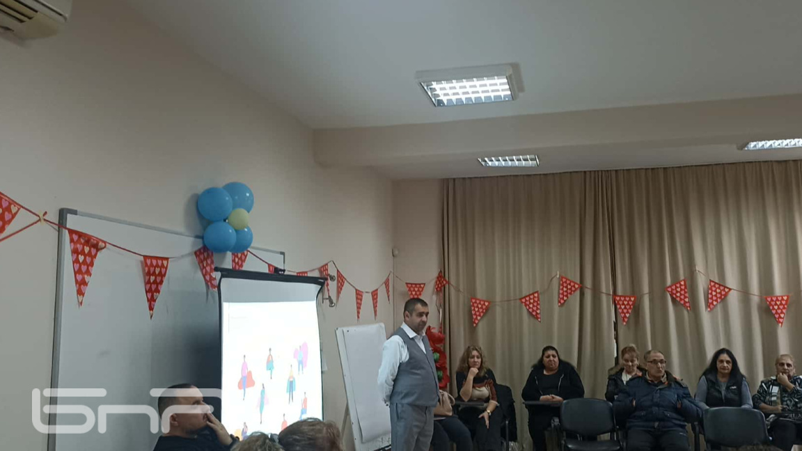 Дискусия на приемните родители в Стара Загора