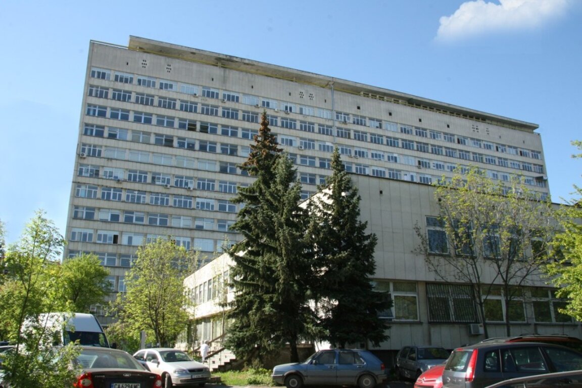 Протест и контрапротест заради казус с родилка в "Майчин дом"