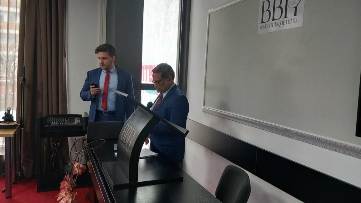При първото си посещение извън столицата Негово Превъзходителство бе запознат с възможностите на Стара Загора