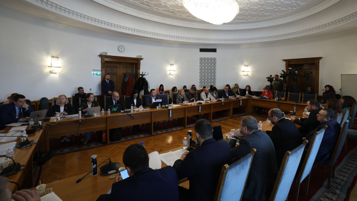 Правната комисия прие на второ четене промените в Изборния кодекс