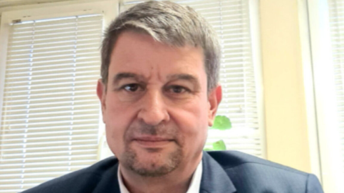 Бавят обезщетения на учители по национална програма