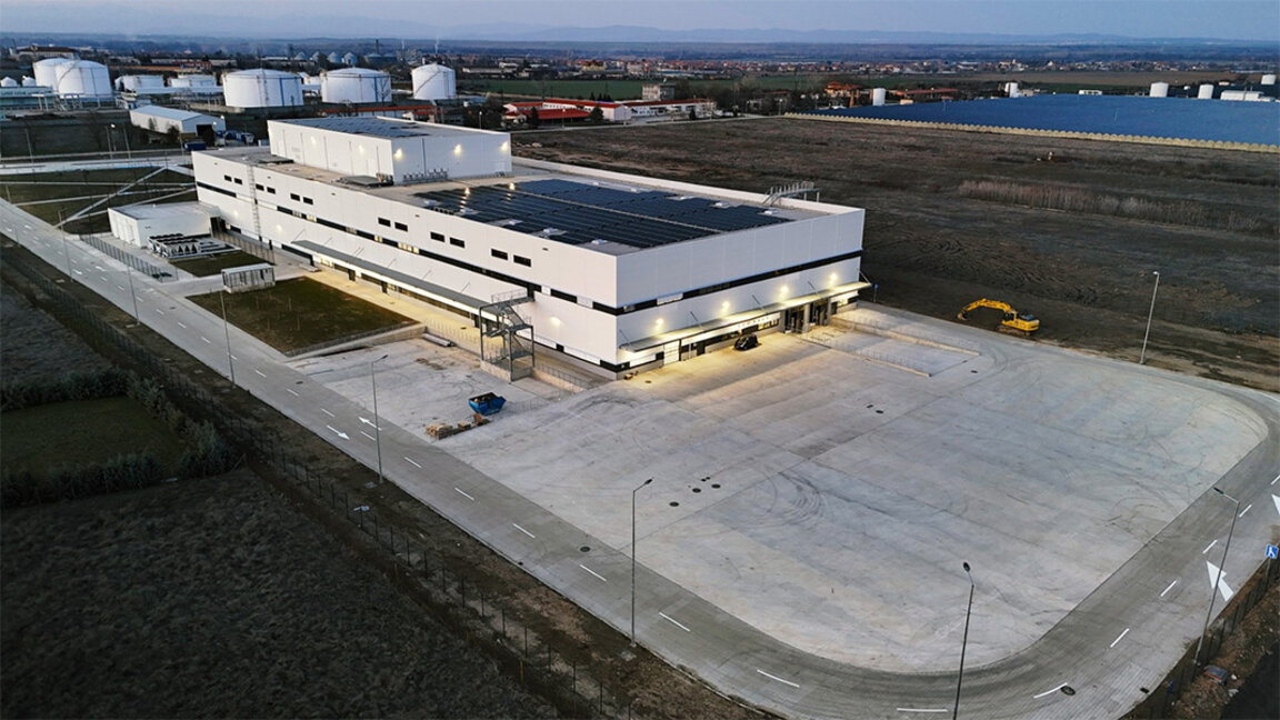 Inaugurada una planta de cirugía robótica en Parvomay