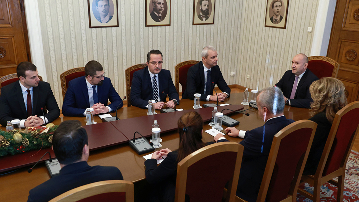 "Възраждане" - консултации при президента