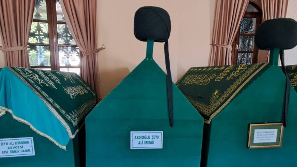 Şeyh Ali Efendi'nin türbesi