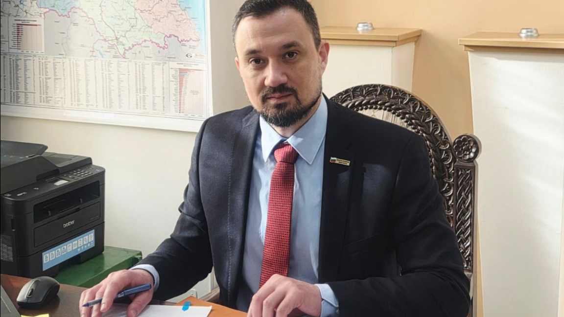 новият областен управител Добромир Гюлев