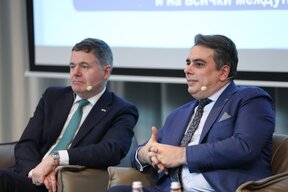 Василев препоръча на бизнеса да започне подготовка за преминаване към еврото