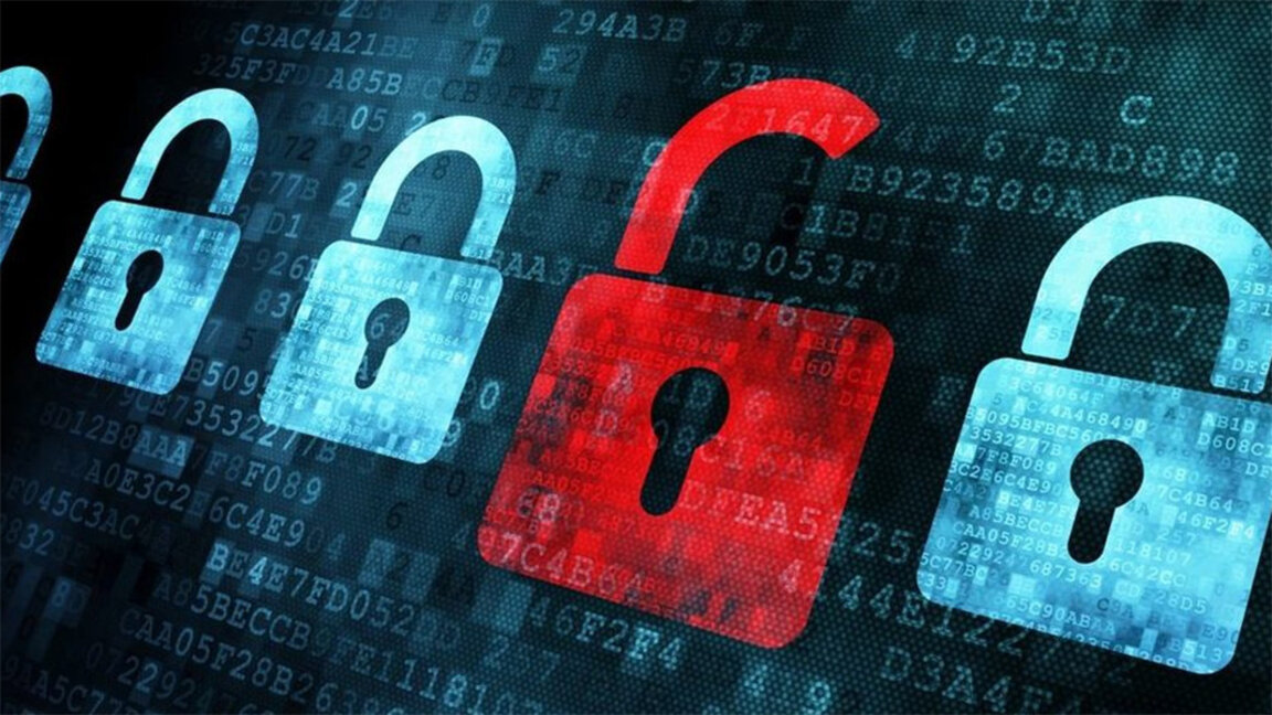 Студенти правят спешен телефон за киберинциденти