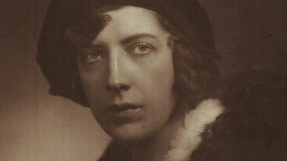 Анна Каменова