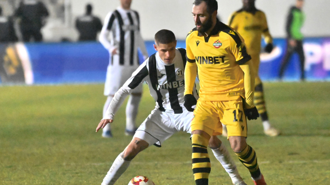 Пловдивското дерби е на осми април