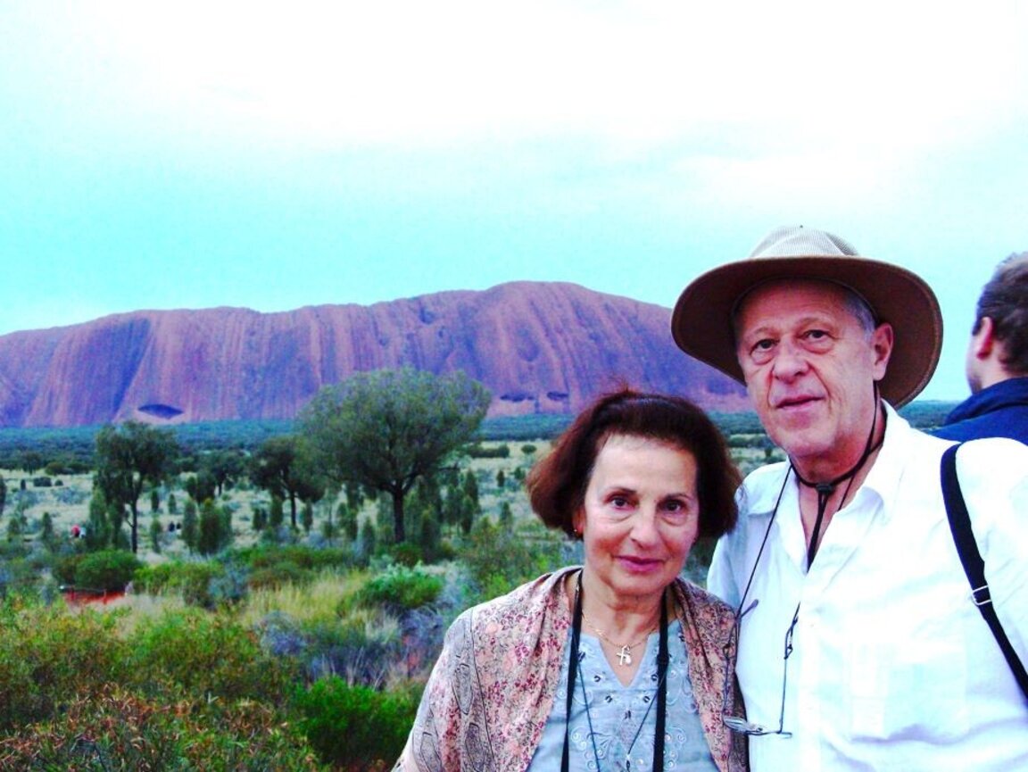 В Австралия,  Uluru