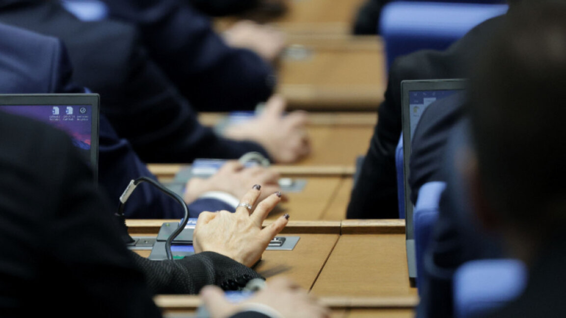 НС прие на първо и второ четене законови промени, свързани със смесването на биогоривата