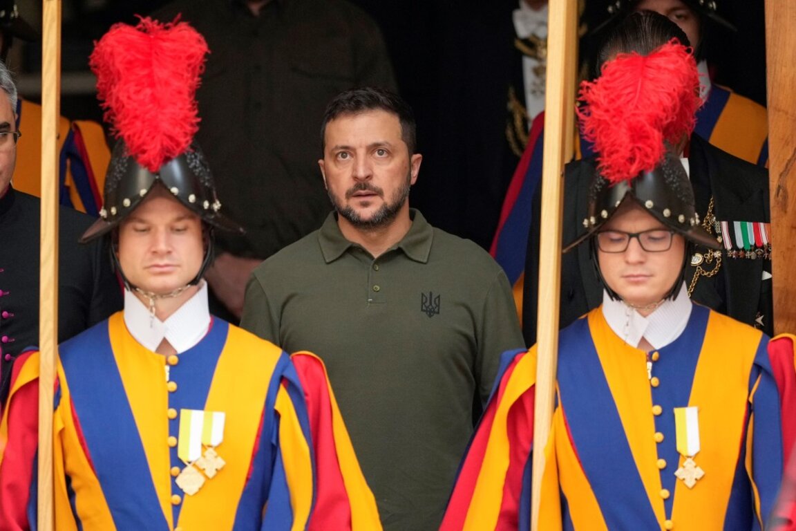 Зеленски е разговарял с папа Лъв XIV