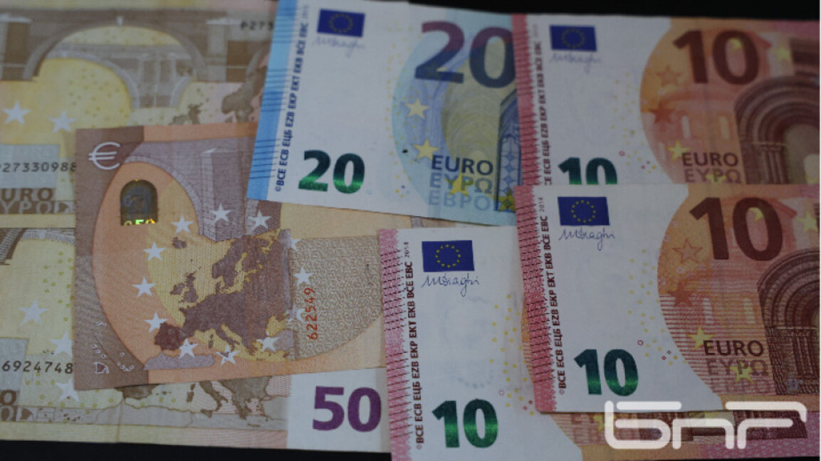 Информационната кампания на НОИ за въвеждане на еврото обхвана над 120 социални услуги за възрастни