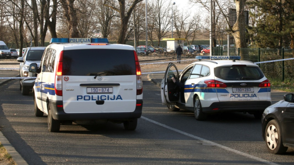 Загреб полиция