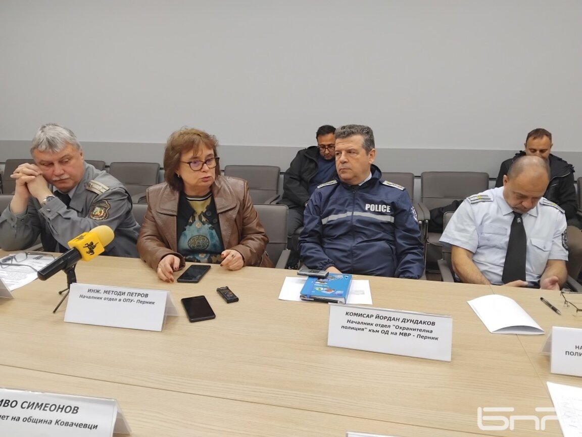 Заседание на Областната комисия по безопасност на движението в Перник