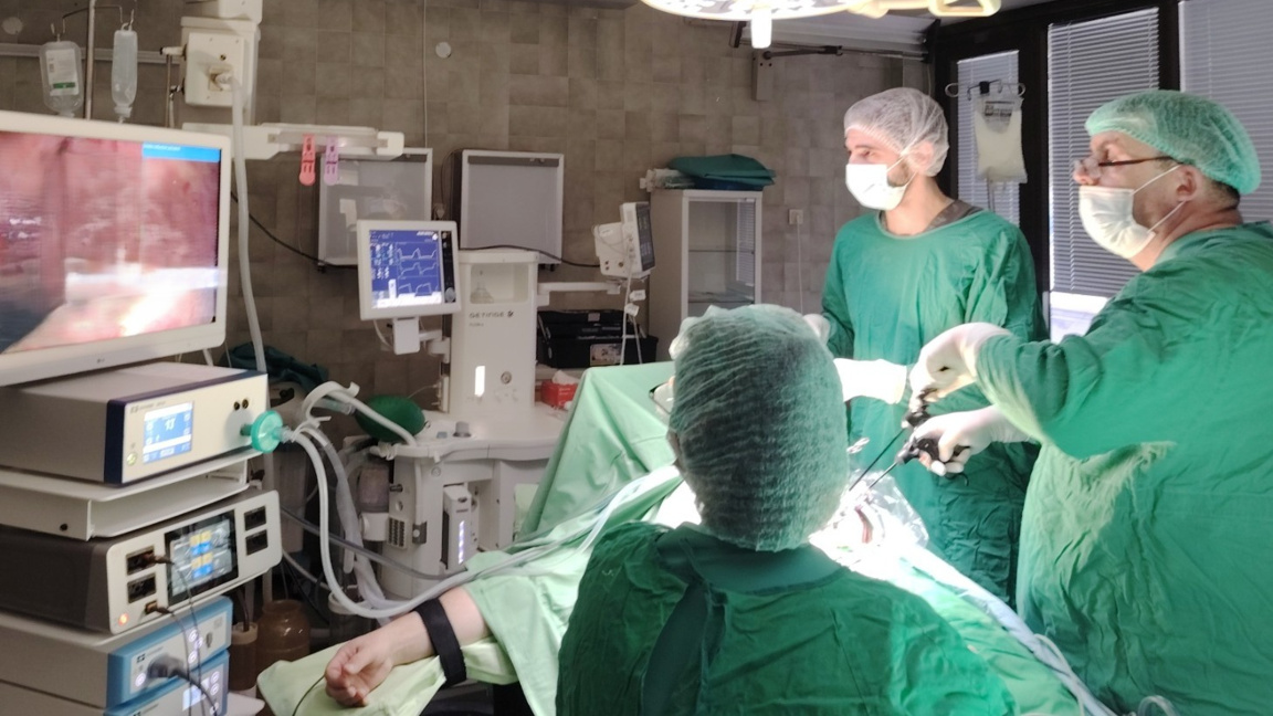 Хирург се завърна от Великобритания в УМБАЛ Бургас след 16 години практика