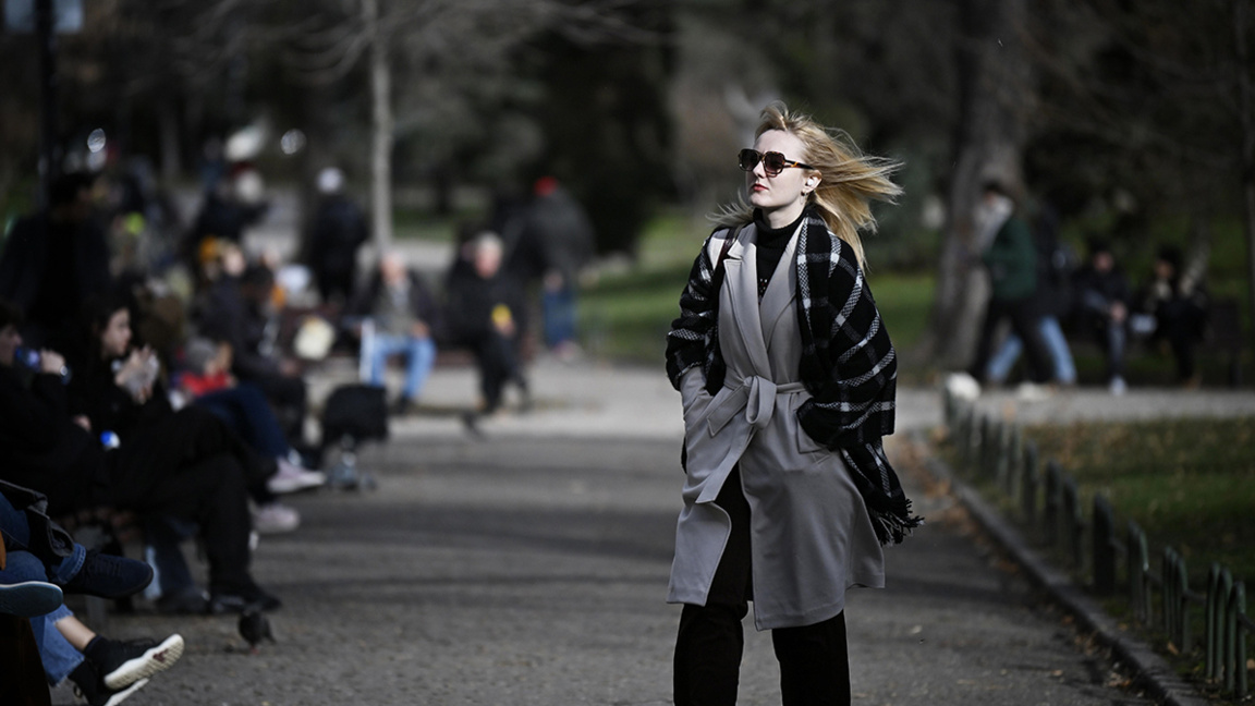Spring-like temperatures on Tuesday