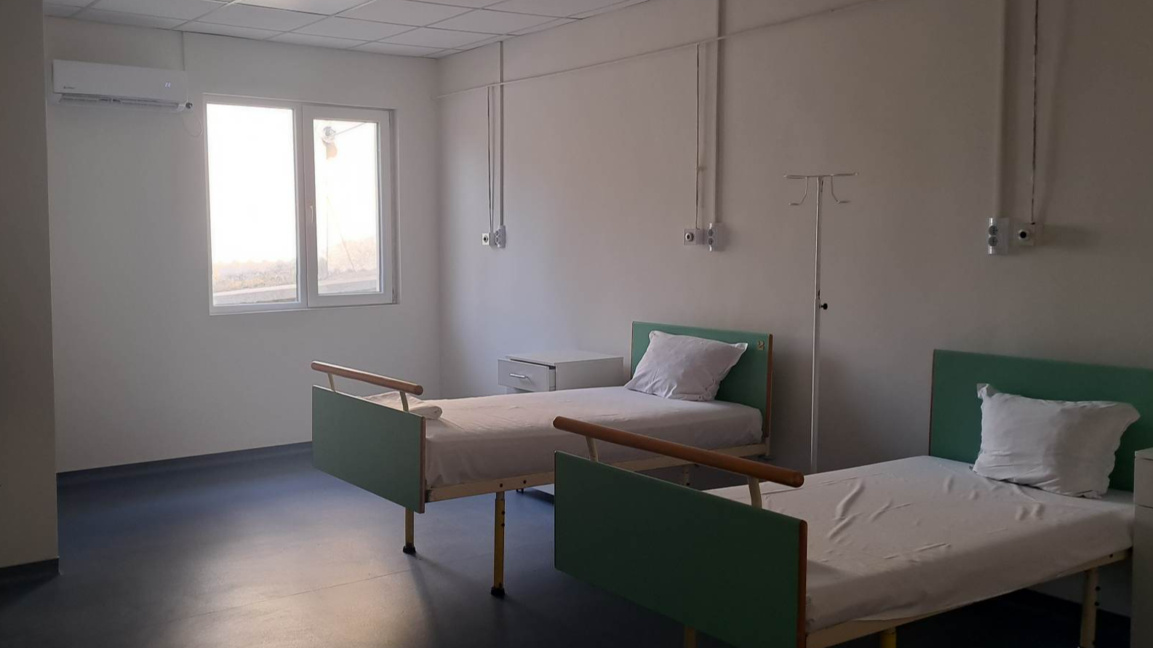 Липсата на персонал и приходите от касата са големият проблем на МБАЛ-Айтос