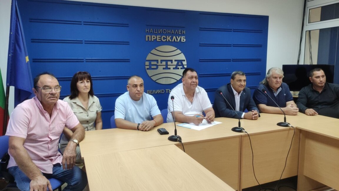 Десетте общински структури на ДПС в област Велико Търново се присъединяват към "ДПС - Ново начало"