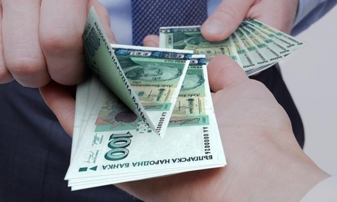 Maaş ortalaması 2 900 leva olmak üzere Sofya'da en yüksek