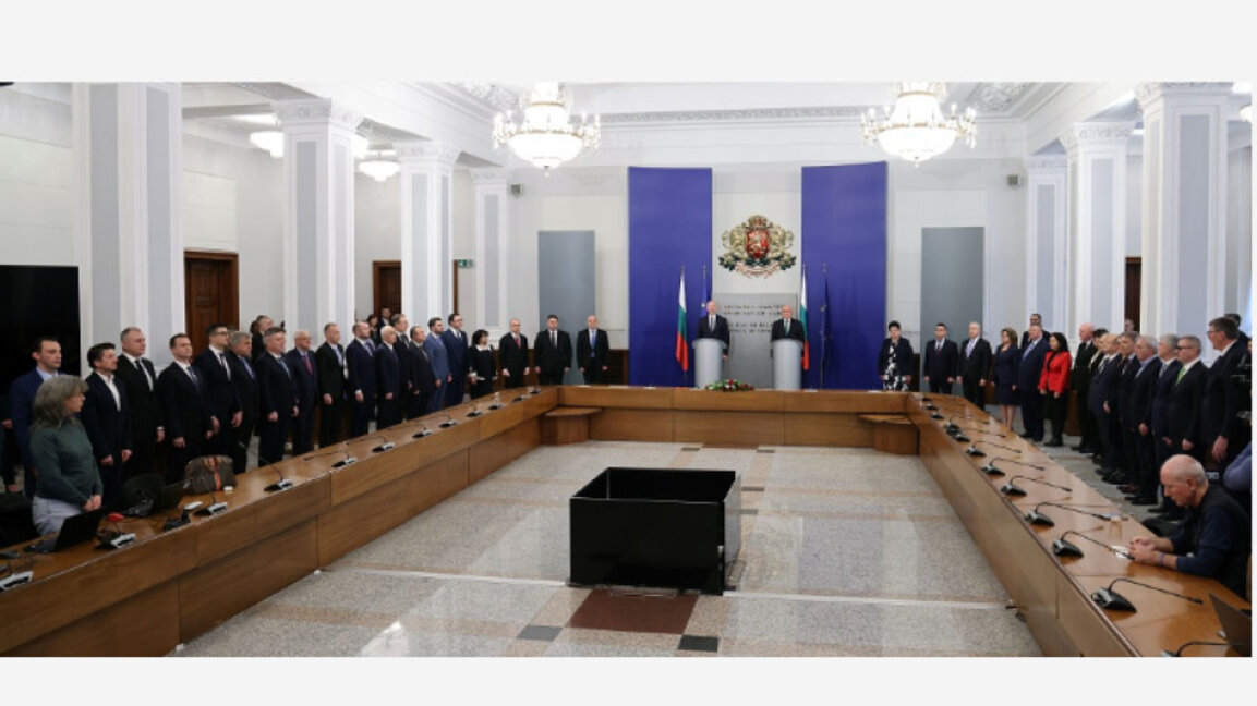 "Форум", 17.01.25: Редовно правителство, но с цената на какво?