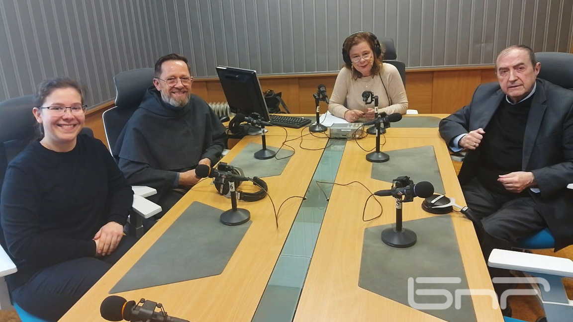 Виктория Печева, архимандрит Ярослав Барткиевич, Ана-Мария Кръстева и пастир Данаил Игнатов